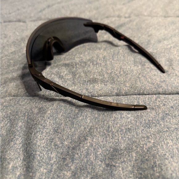 Oakley Encoder Sunglasses Prizm Sapphire Lens Black Frame - Picture 3 of 5